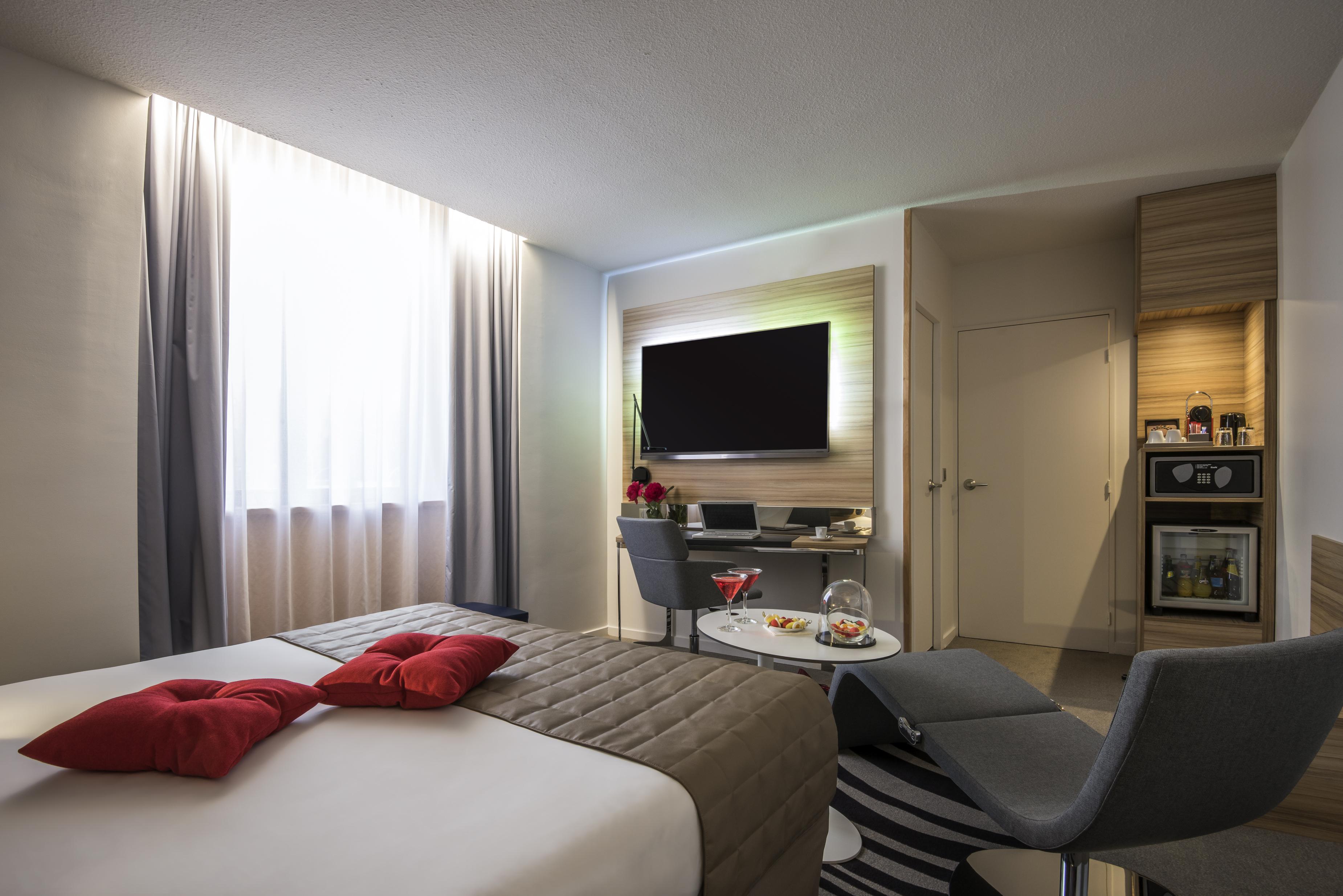 Novotel Centre Vieux 4*