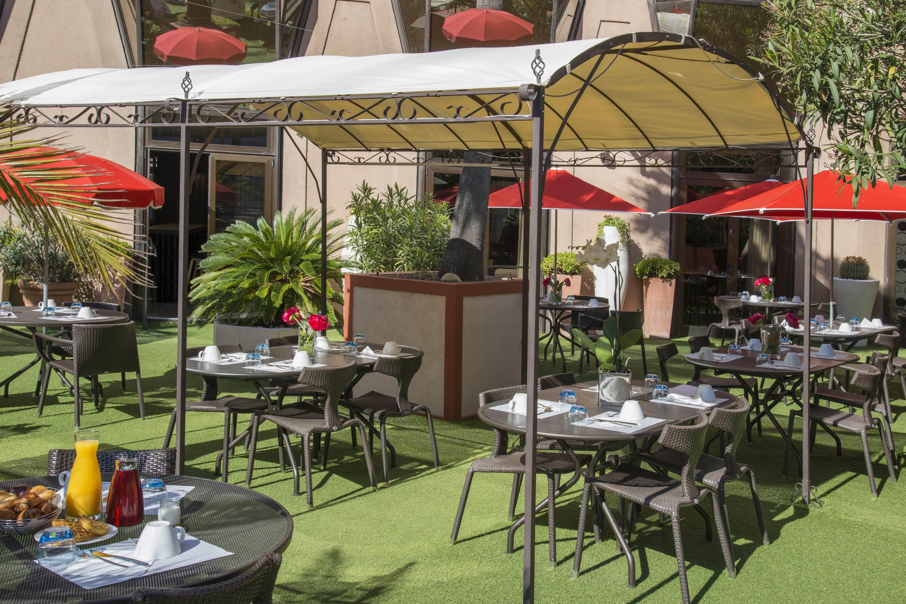 Novotel Centre Vieux Hotel 4*